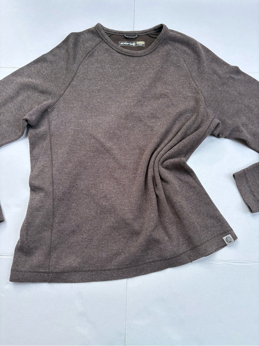 Solaris Women’s Crewneck Top in Brown. Size M Outdoor Layering.